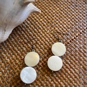 Mother of Pearl Shell earrings